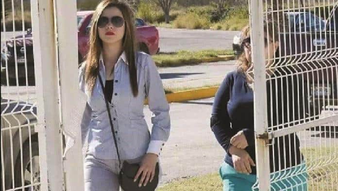 Retiran brazalete a Rub&iacute; Carrizales Ram&iacute;rez; v&iacute;ctimas ven retroceso en la justicia: Juanita Olalde