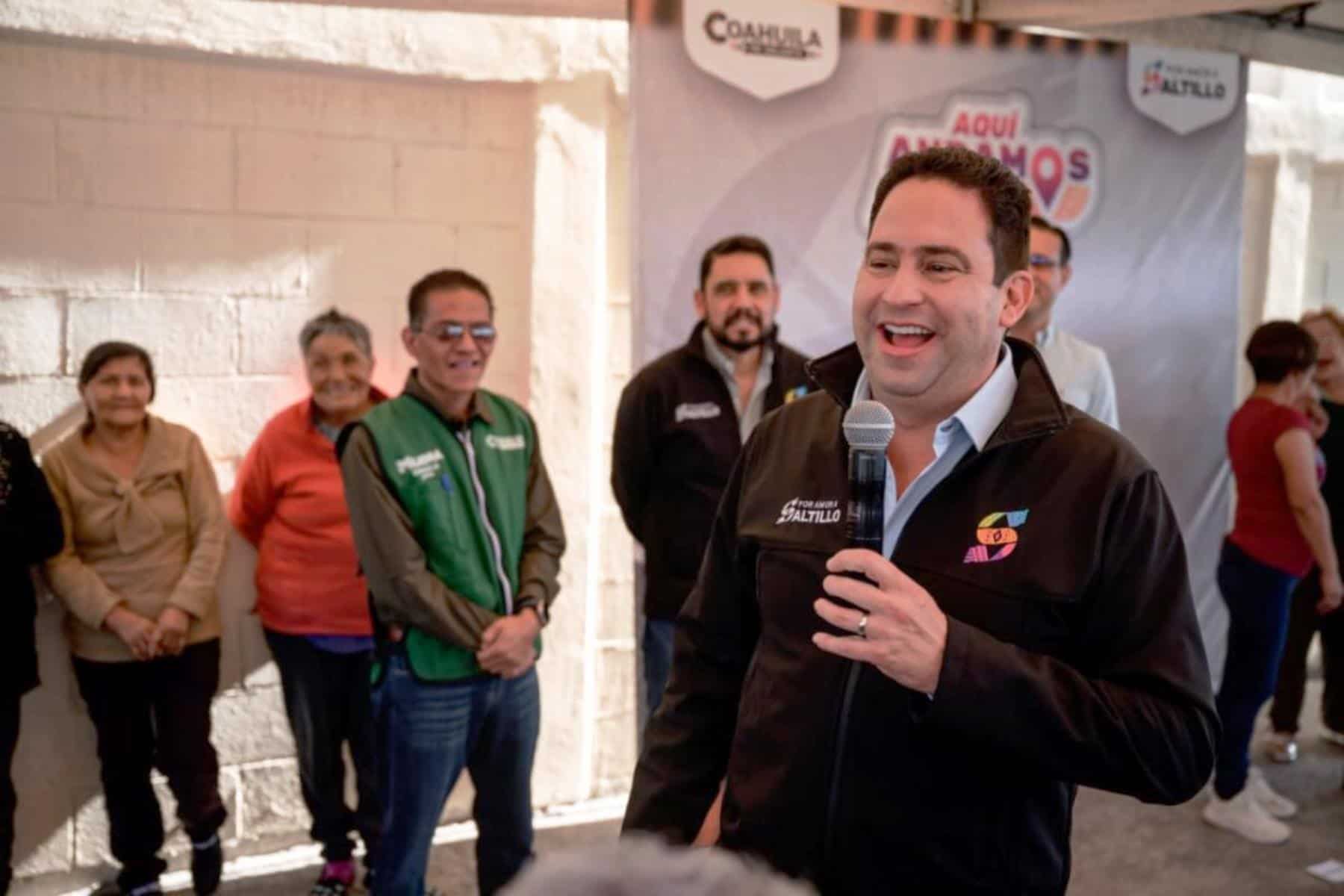 Javier D&iacute;az Gonz&aacute;lez lidera recarpeteo en la calle Santander de Saltillo