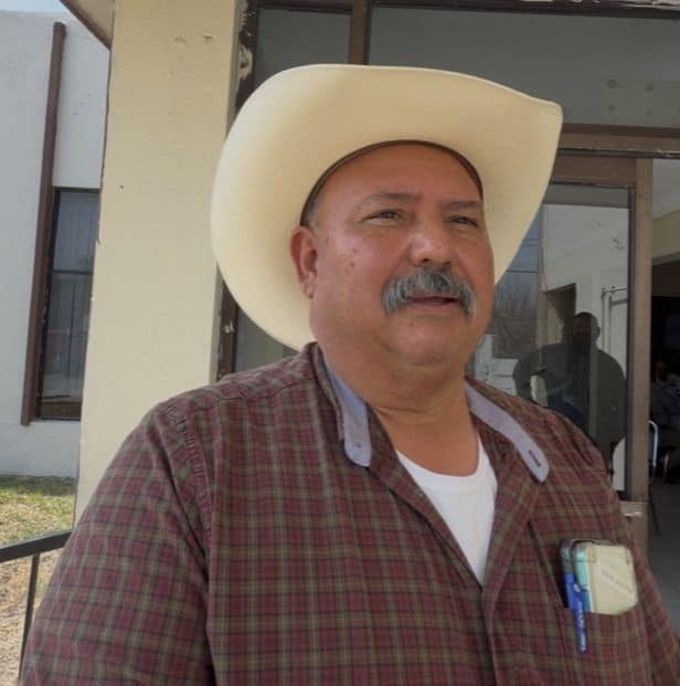 Ejidatarios de La Cuchilla piden agua potable a Manolo Jim&eacute;nez