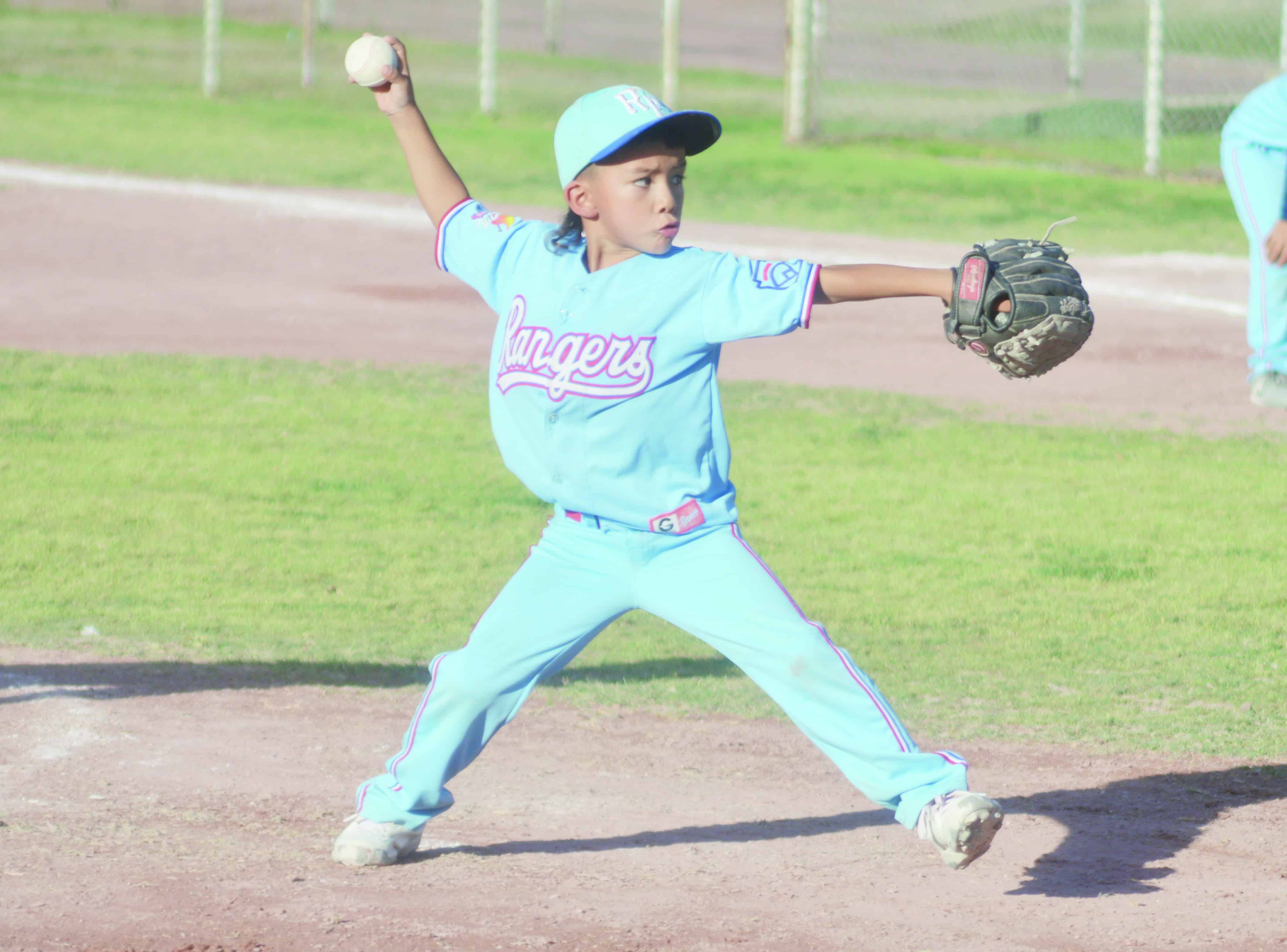 Rangers de Frontera vencen 17-3 a Royals en emocionante partido