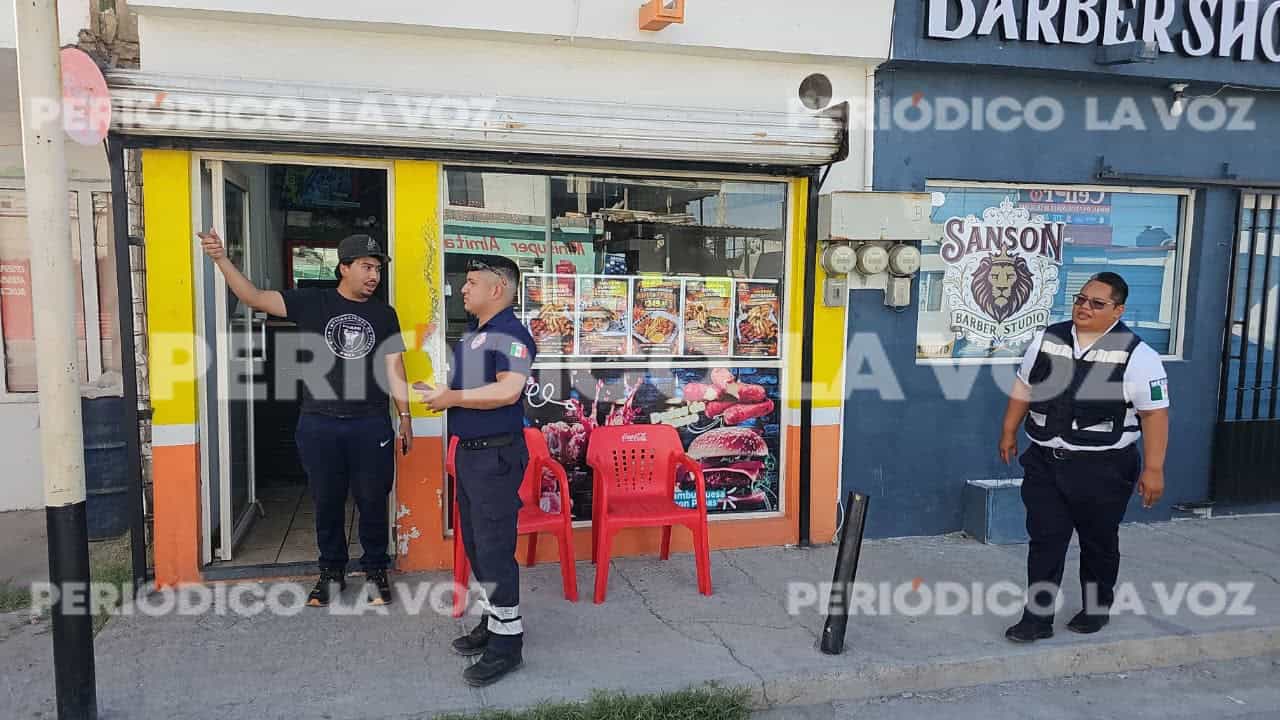 Bomberos atienden reporte de incendio en Monclova: todo bajo control
