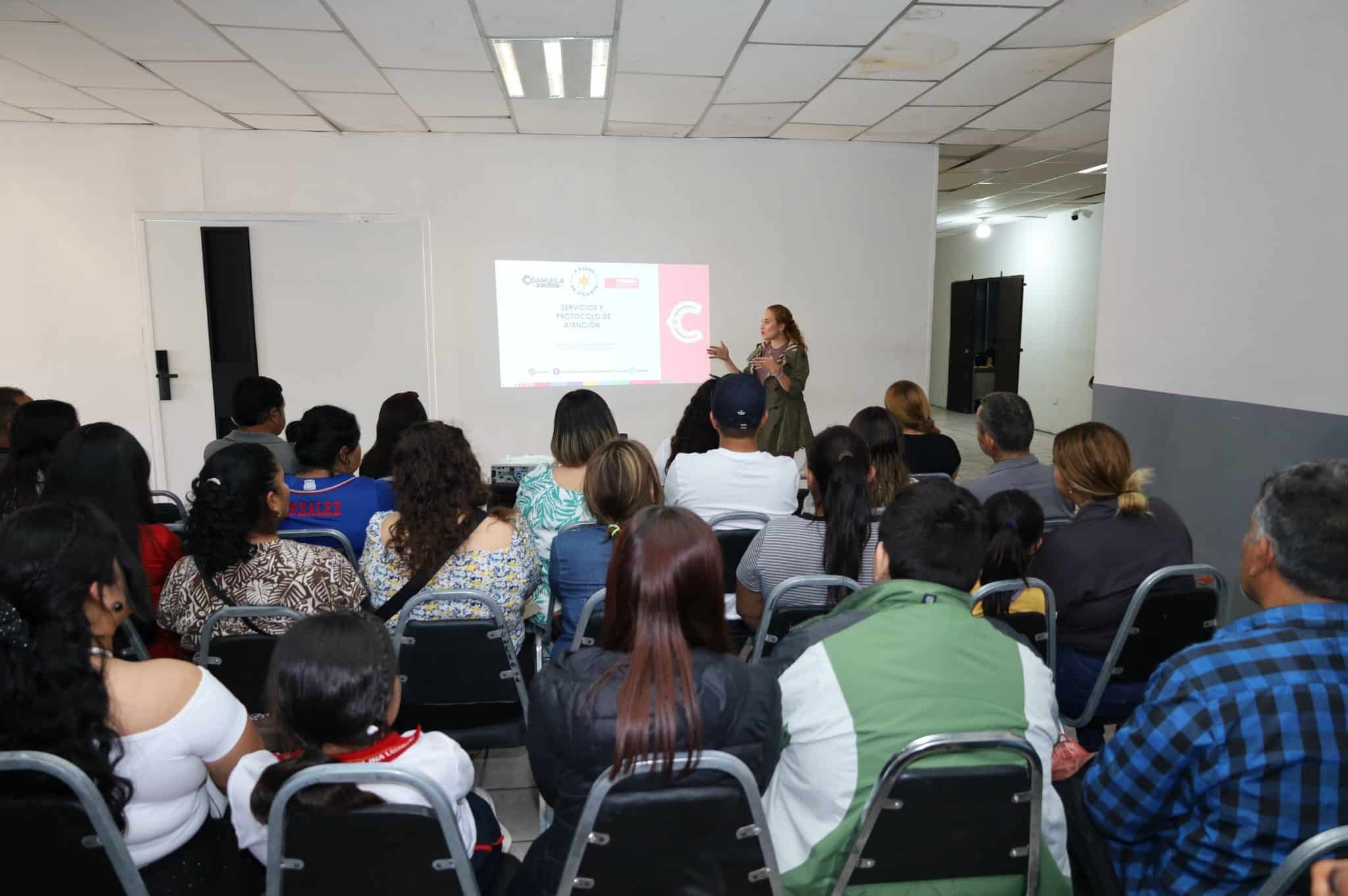 Tania Ibarra impulsa la Escuela para Padres en Coahuila