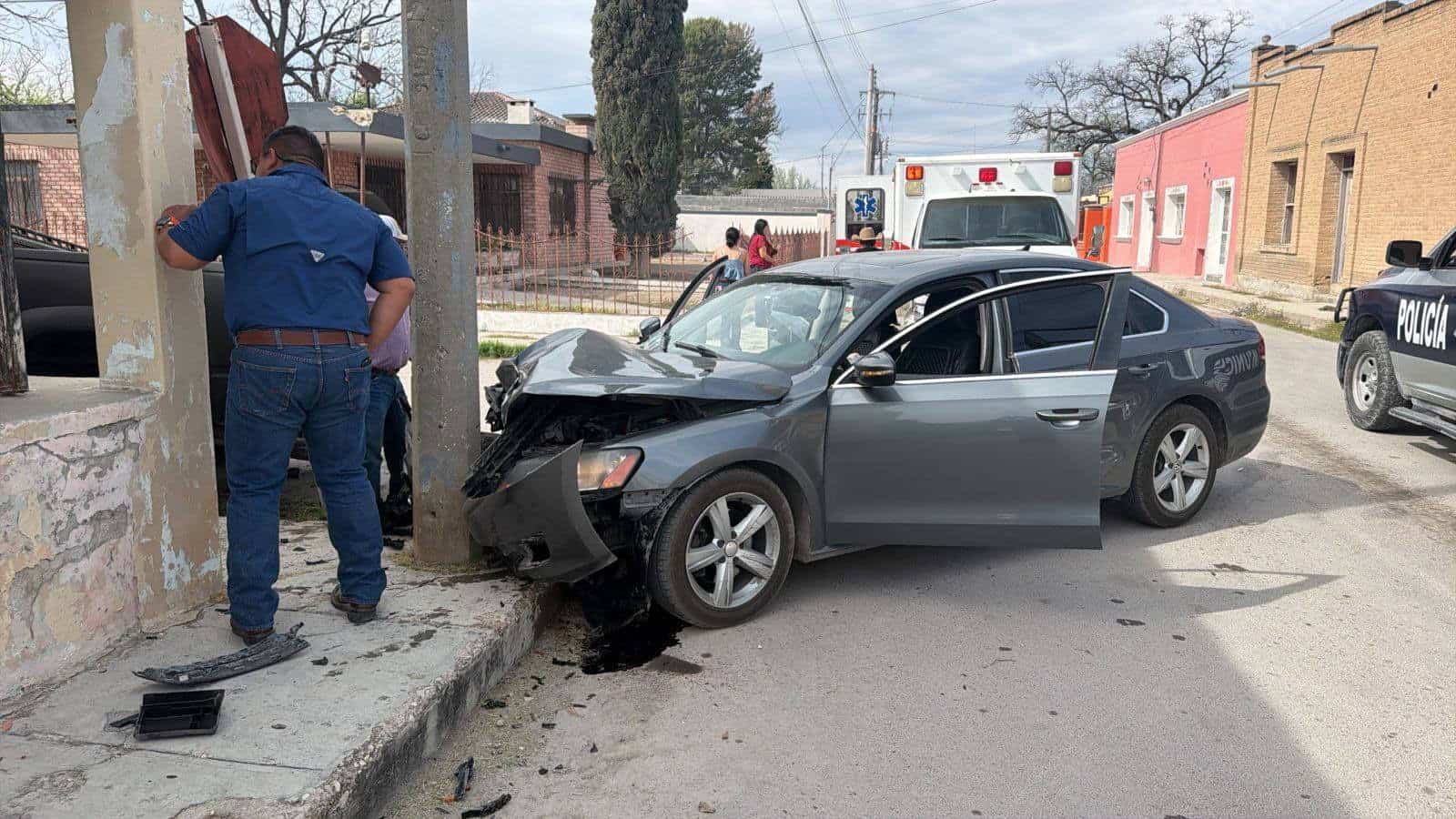 Choque en zona centro de Morelos deja una joven lesionada