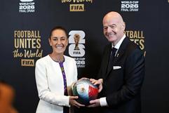 Claudia Sheinbaum y FIFA analizan a México como posible sede para partidos de Irán en el Mundial