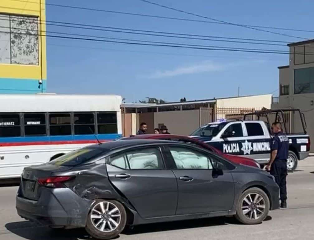 Choque carambola en Sabinas: Adolfo N y varios veh&iacute;culos involucrados