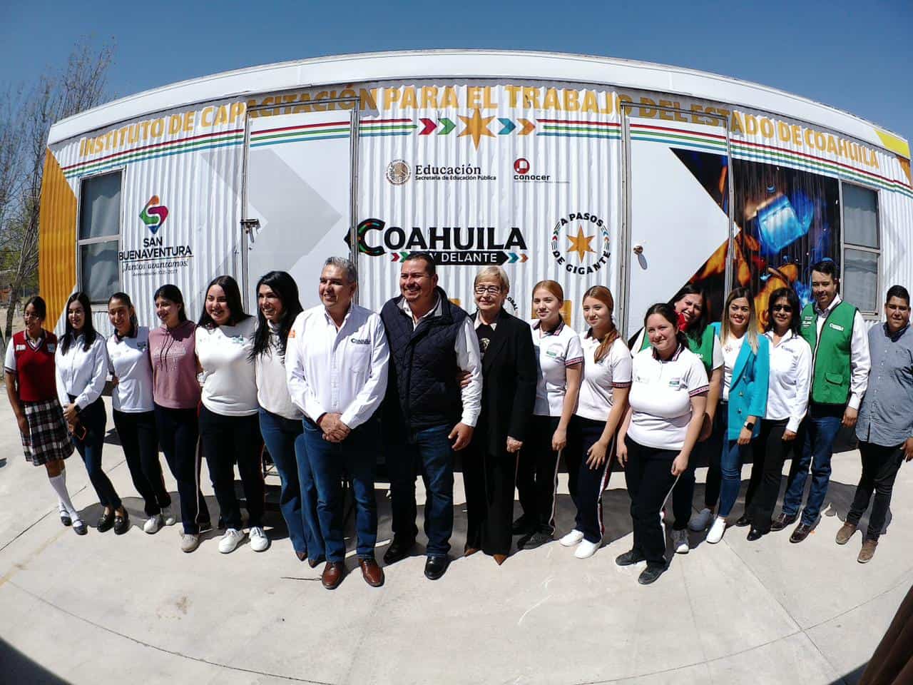 El alcalde de San Buenaventura destaca apoyo de ICATEC Coahuila