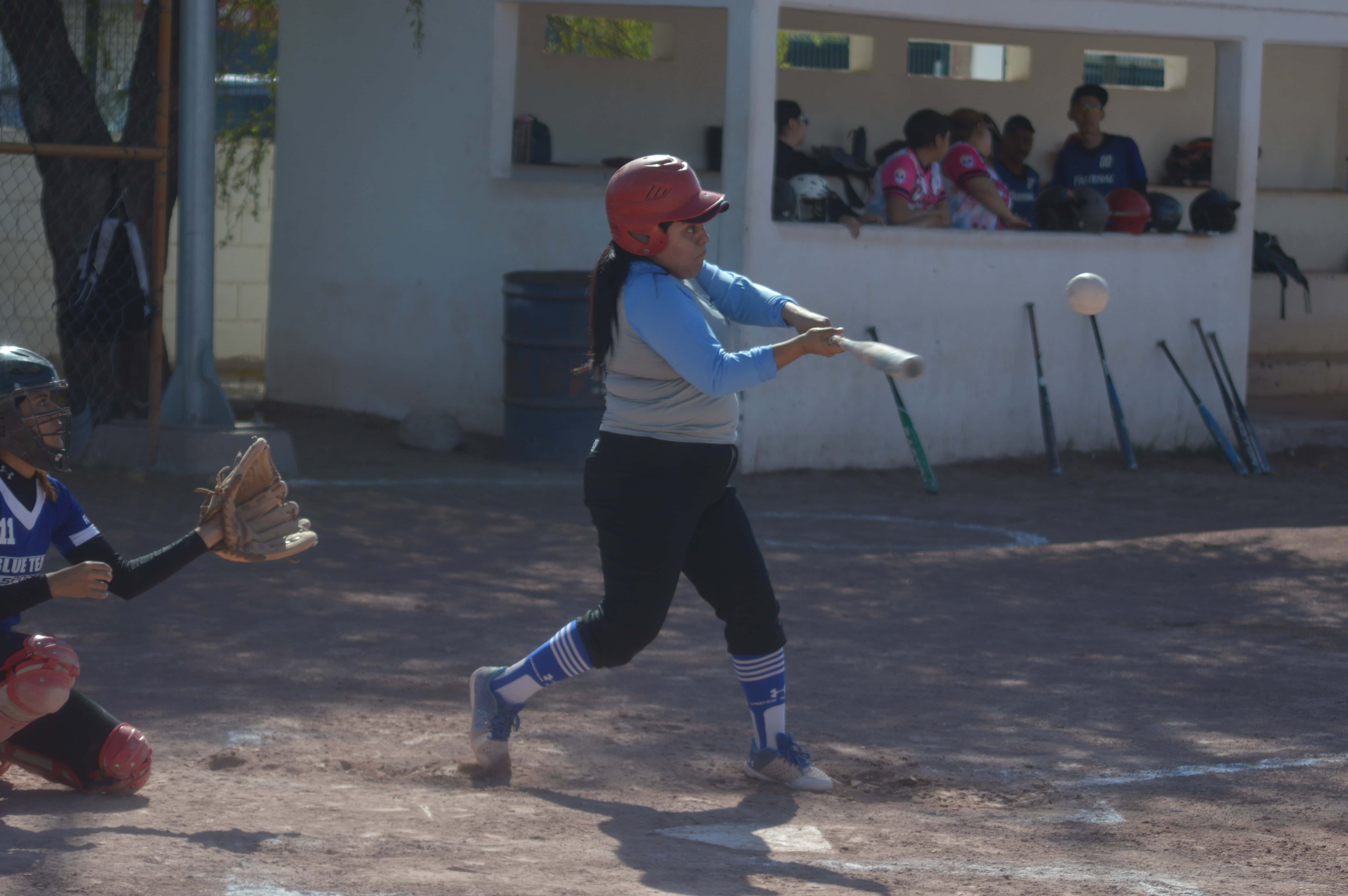 Las Javis arrasan con Lobas: 24-11 en la Liga Municipal de Softbol