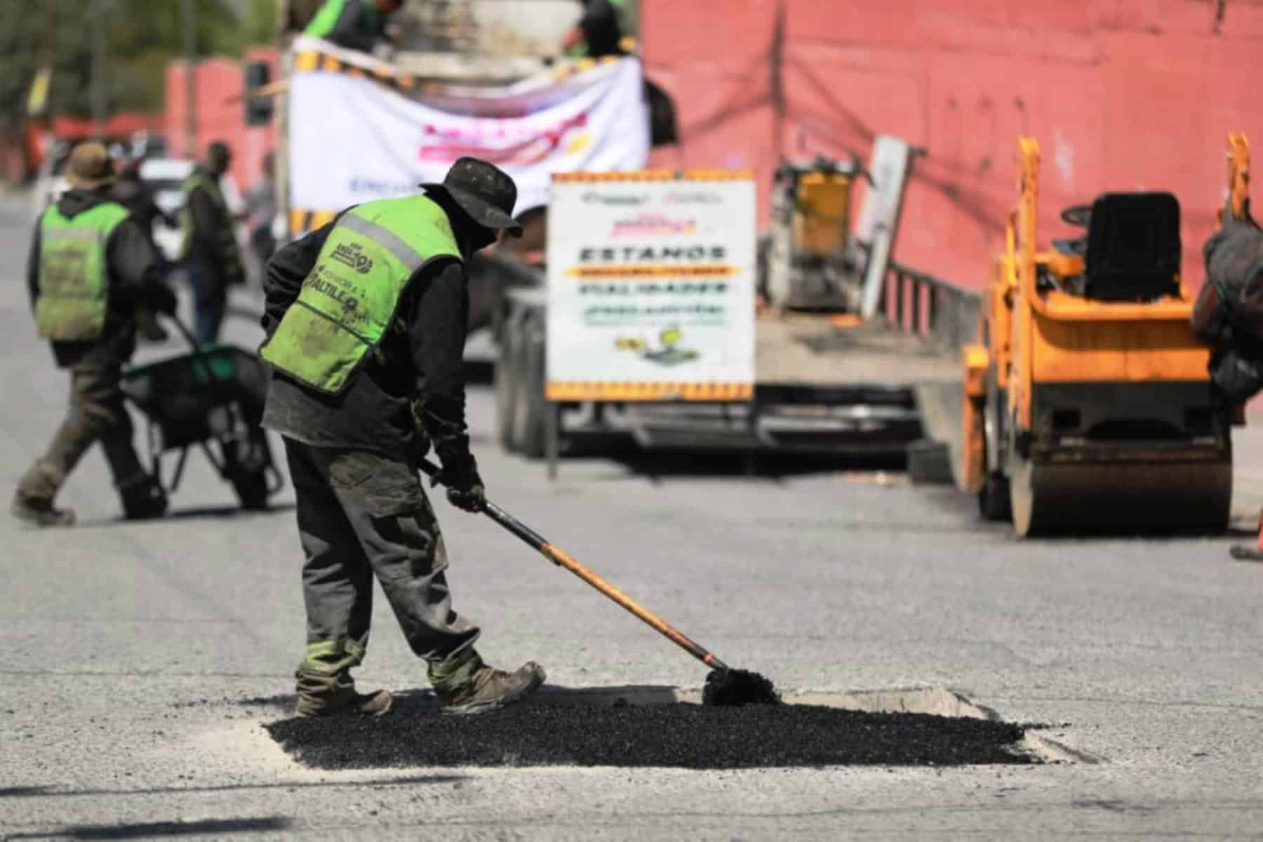 Rehabilitaci&oacute;n intensiva en calles y vialidades de Saltillo