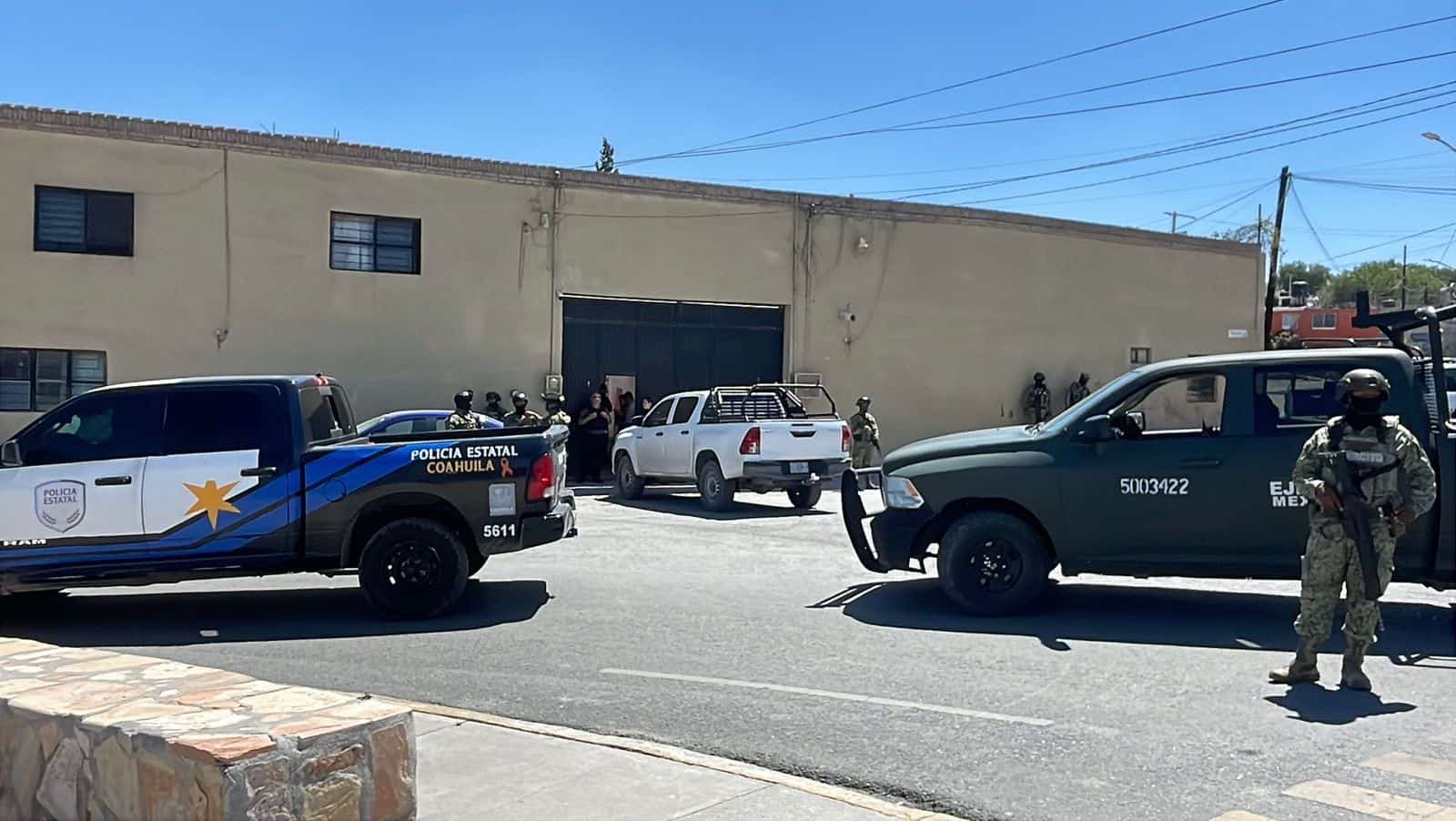 Fiscal&iacute;a Coahuila realiza cateo en Saltillo por fraude en venta de muebles