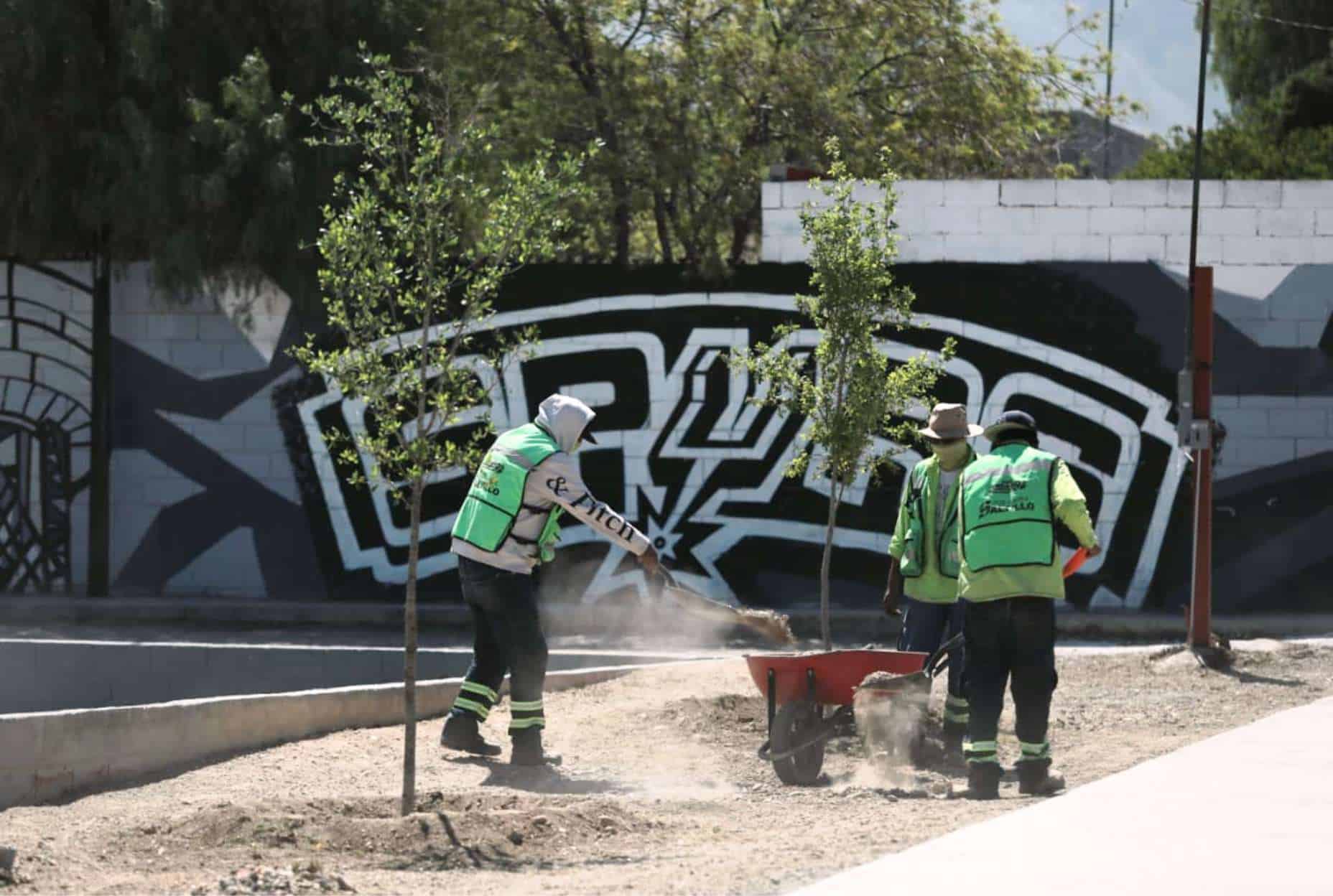 Gobierno de Saltillo limpia Plaza Mirasierra Spurs