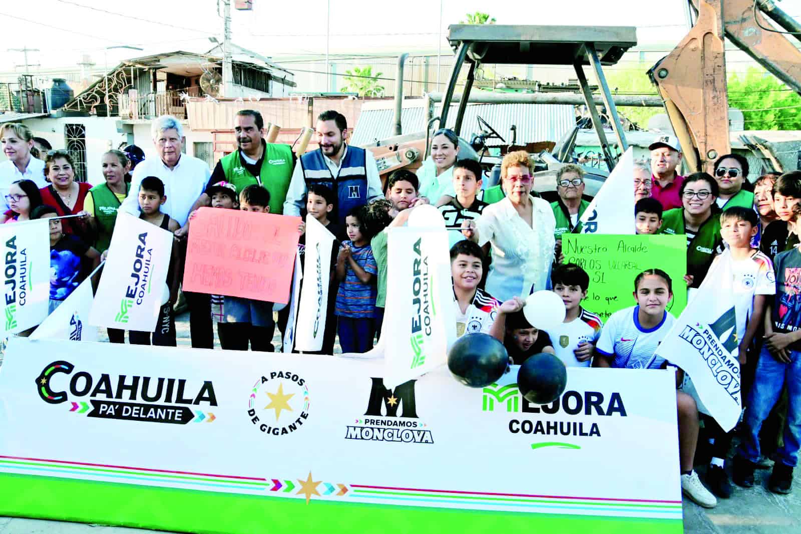 Carlos Villarreal arranca rehabilitaci&oacute;n de cancha en Monclova