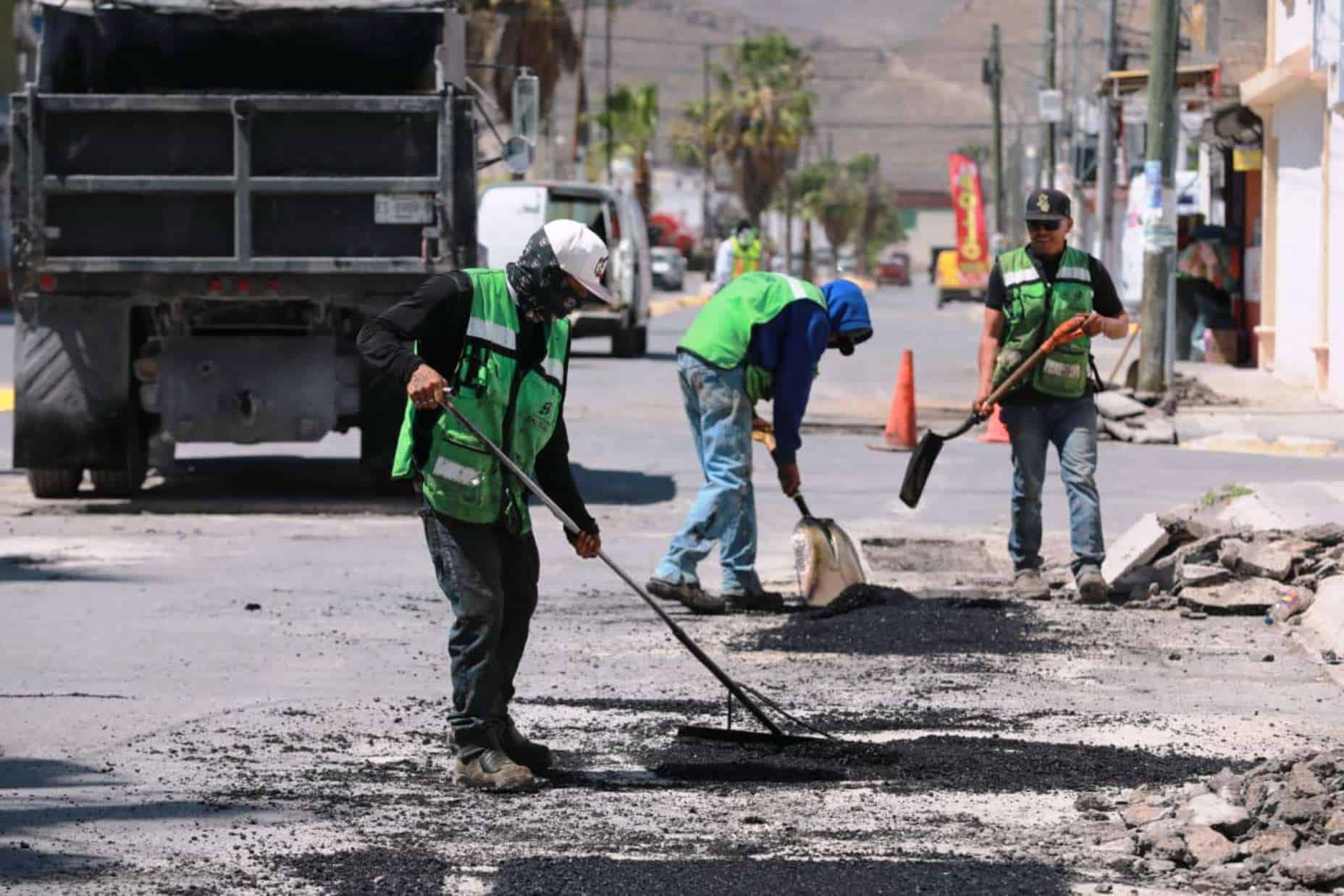 Rehabilitaci&oacute;n vial en Las Brisas Residencial por Javier D&iacute;az