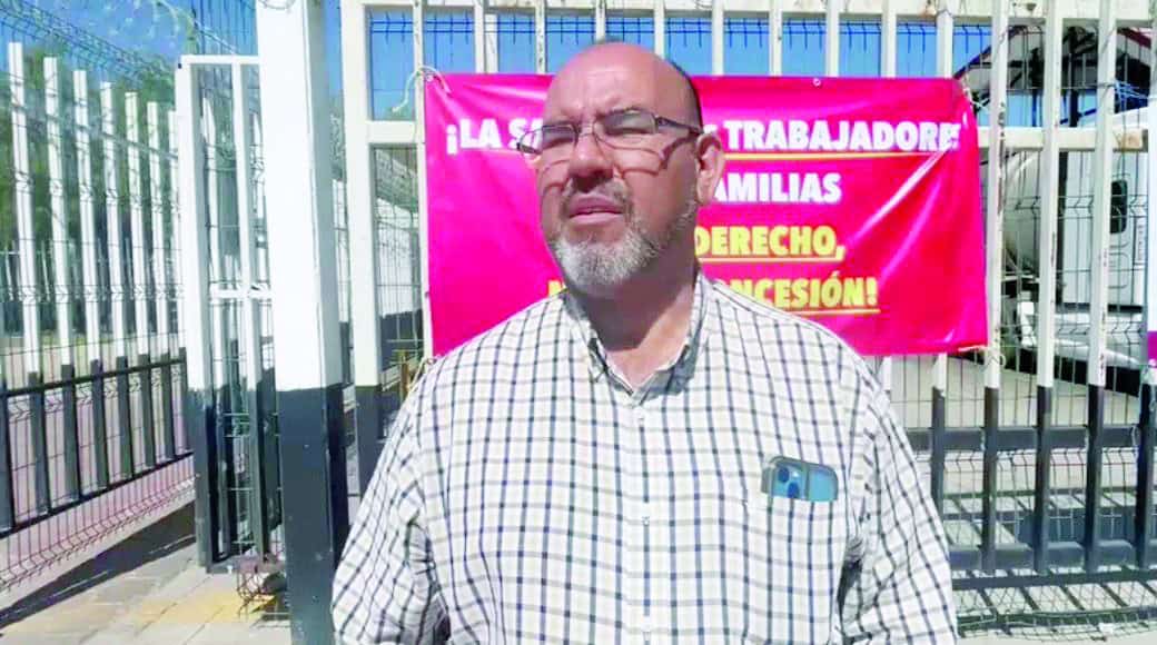 PEMEX Sabinas: trabajadores protestan por suspensi&oacute;n de servicio m&eacute;dico desde 2022