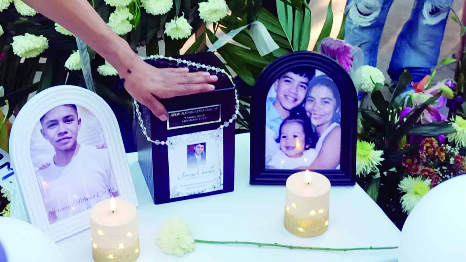 Emotiva despedida brindan a Yeremi