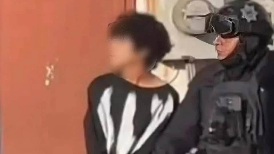 Alumno ataca y mata a dos maestras en preparatoria de Michoac&aacute;n