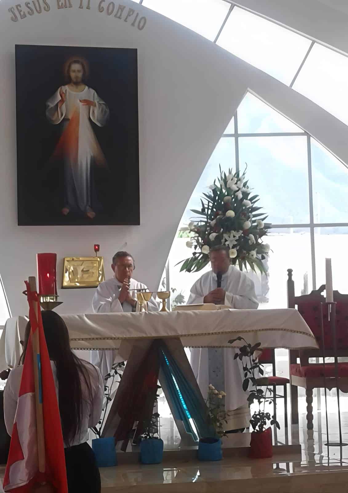 Roban sagrario y Santísimo Sacramento en Capilla de Saltillo