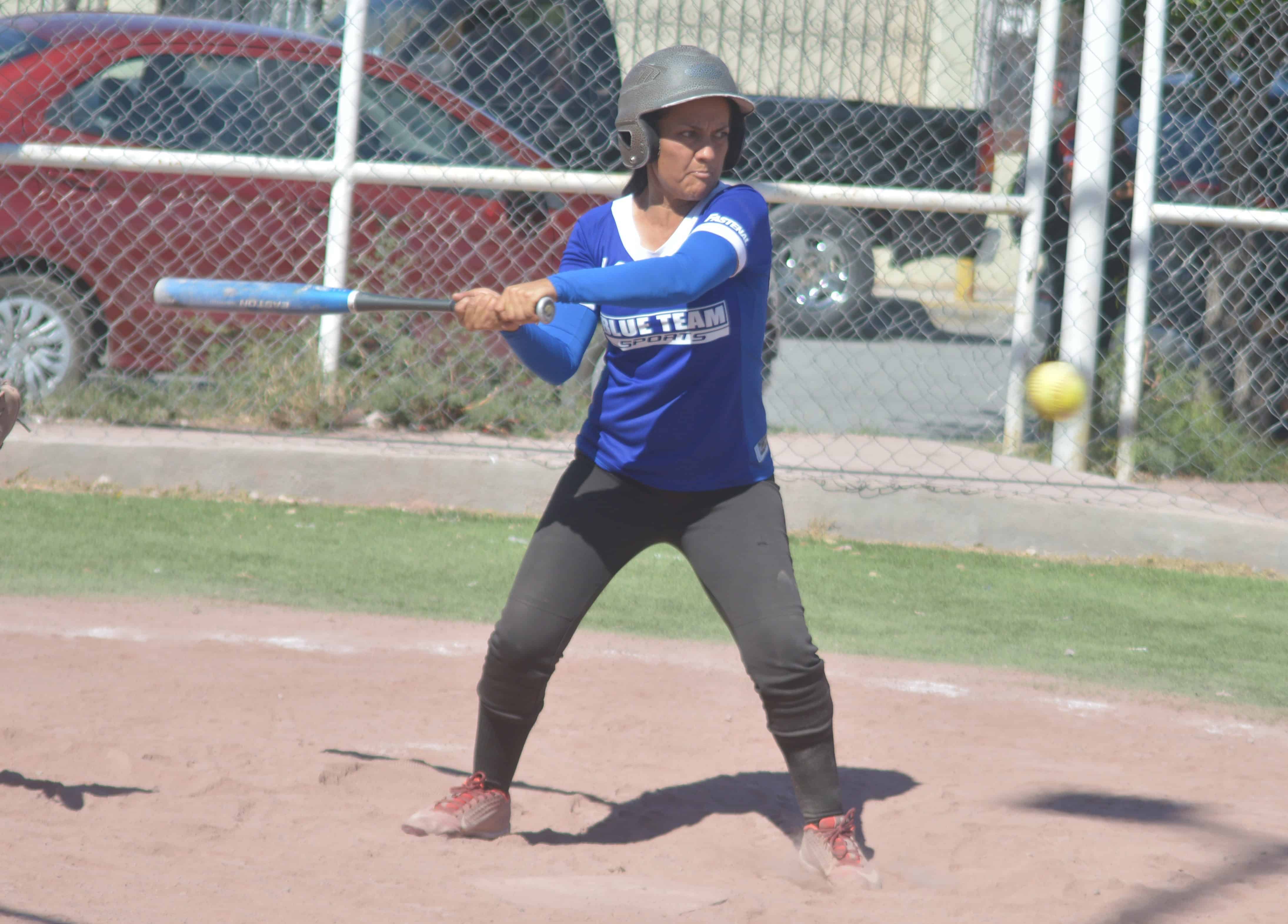 Lobas logran remontar y ganan 15-11 a Vaqueritas Rojo en Monclova