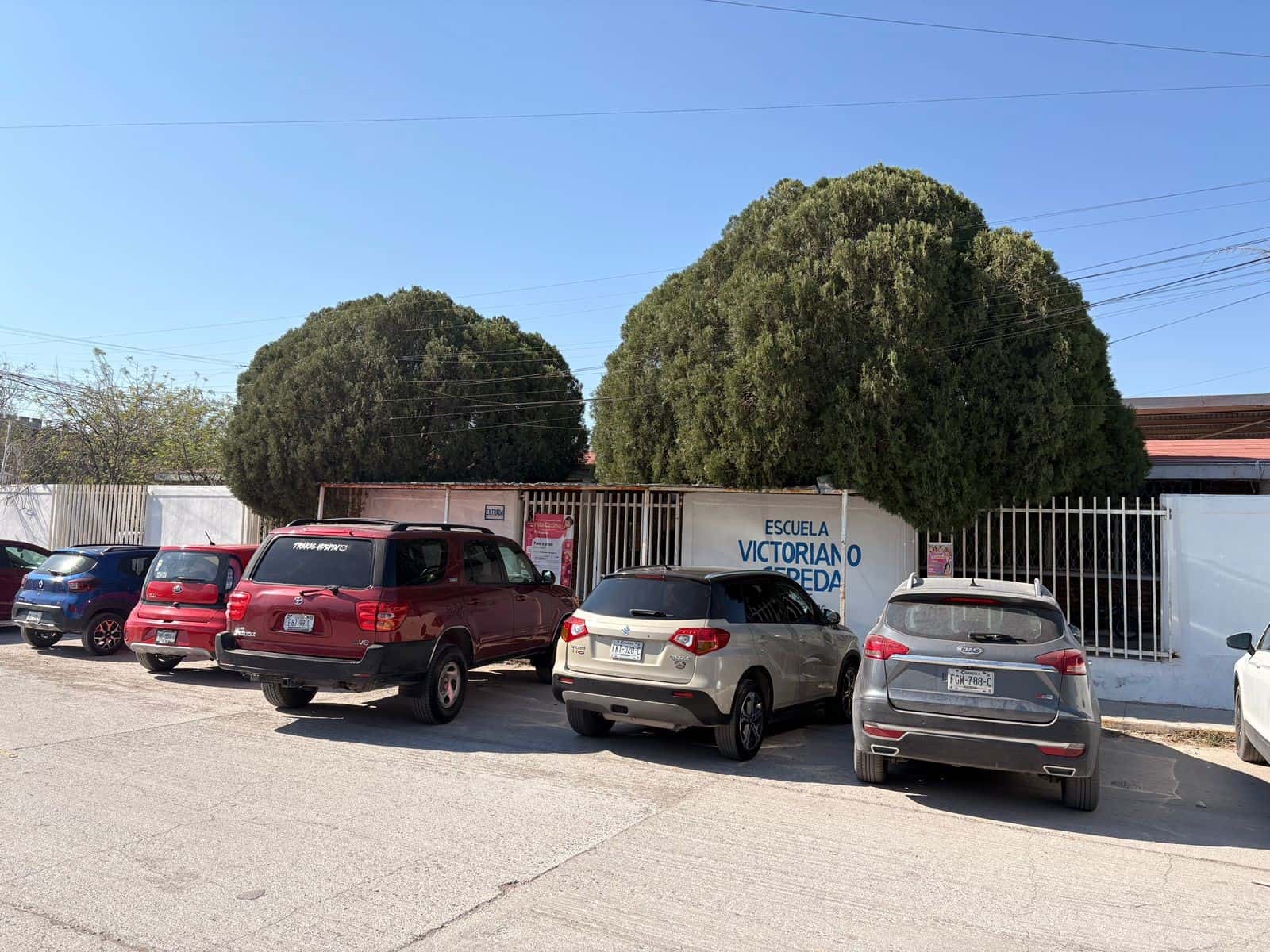 Mar&iacute;a del Pilar G&oacute;ngora denuncia robos en la Escuela Primaria Victoriano Cepeda de Frontera