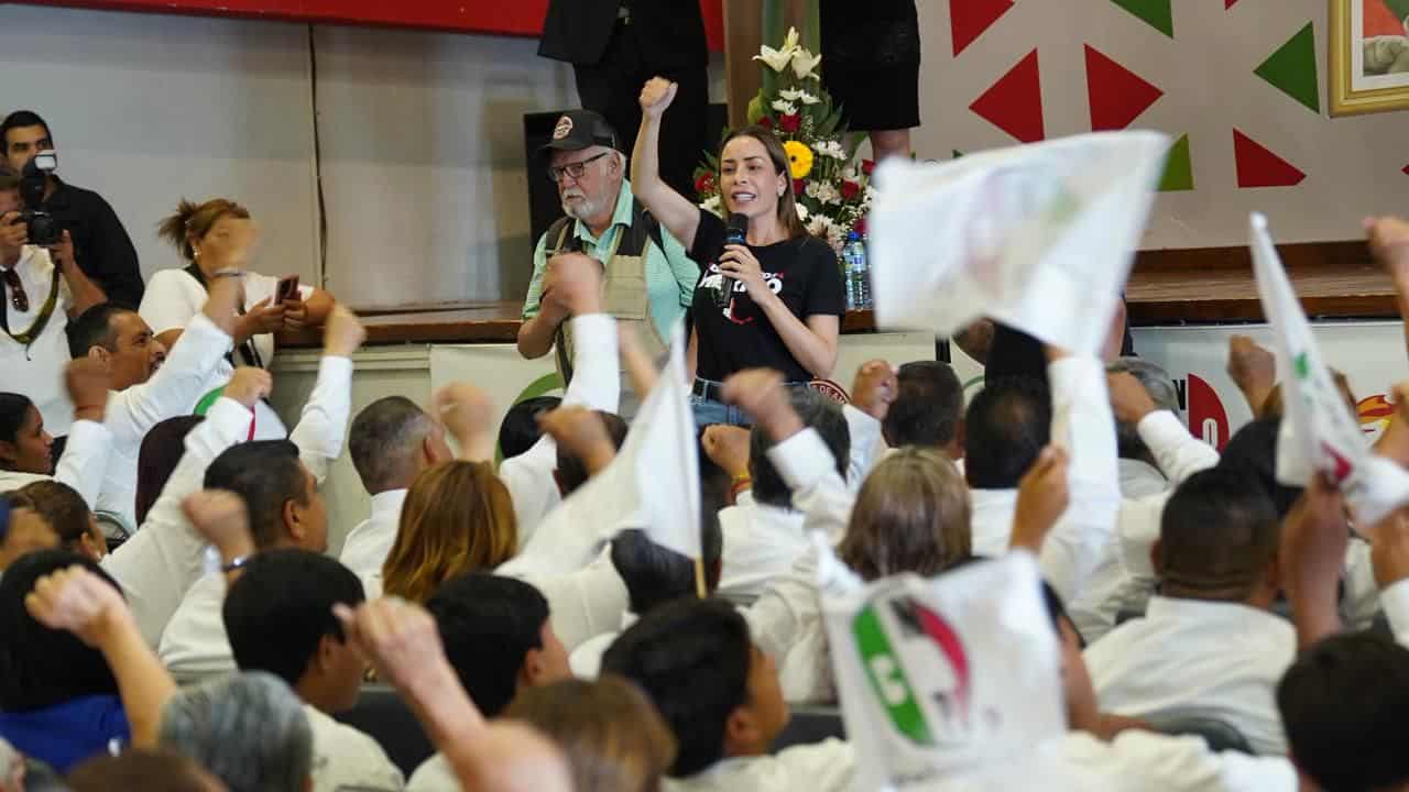 Jorge Rodr&iacute;guez toma protesta como dirigente de la CNOP en Torre&oacute;n