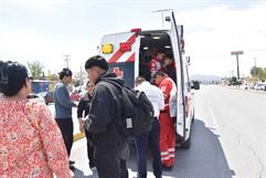 Accidente de camioneta con chatarra en Escobedo: Aurel Gaona y su acompañante ilesos