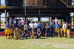 Reconocen a bomberas de Zaragoza por concluir curso de combate de incendio