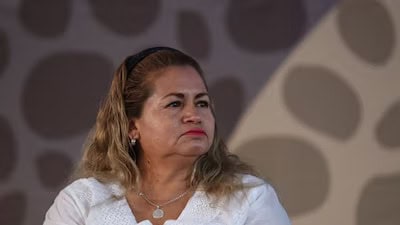 Madre busca incansablemente a su hijo desaparecido en el desierto de Sonora