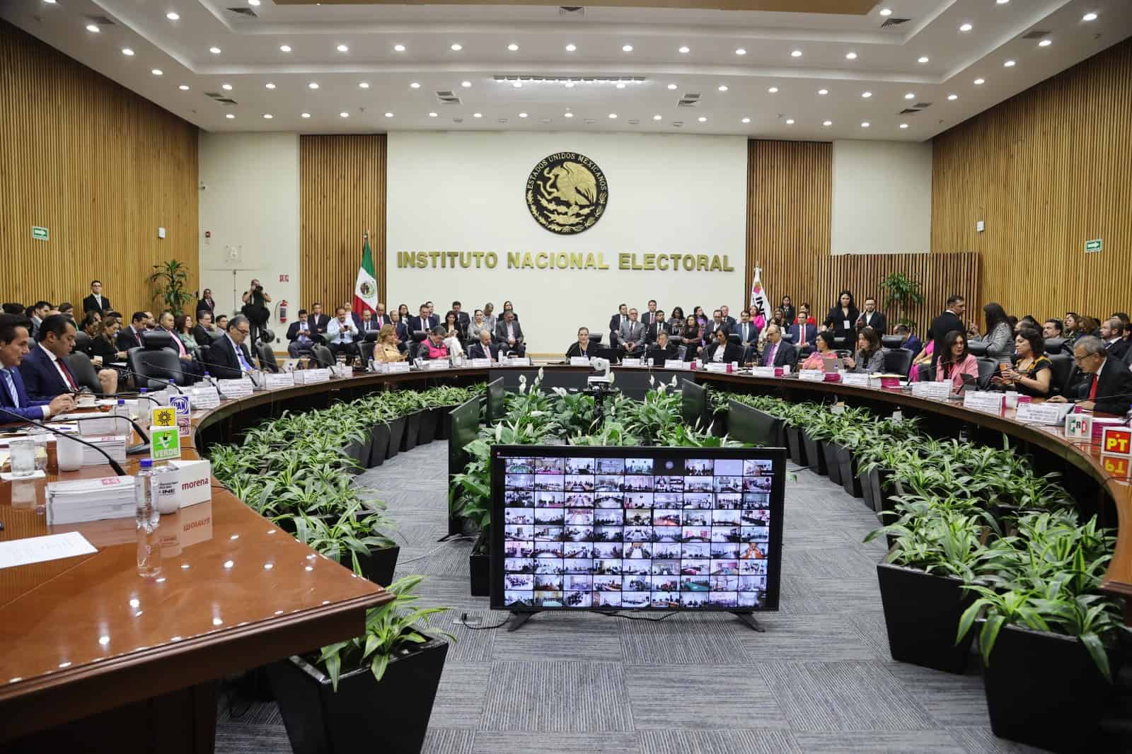 Consejeros del INE definir&aacute;n rumbo electoral en M&eacute;xico