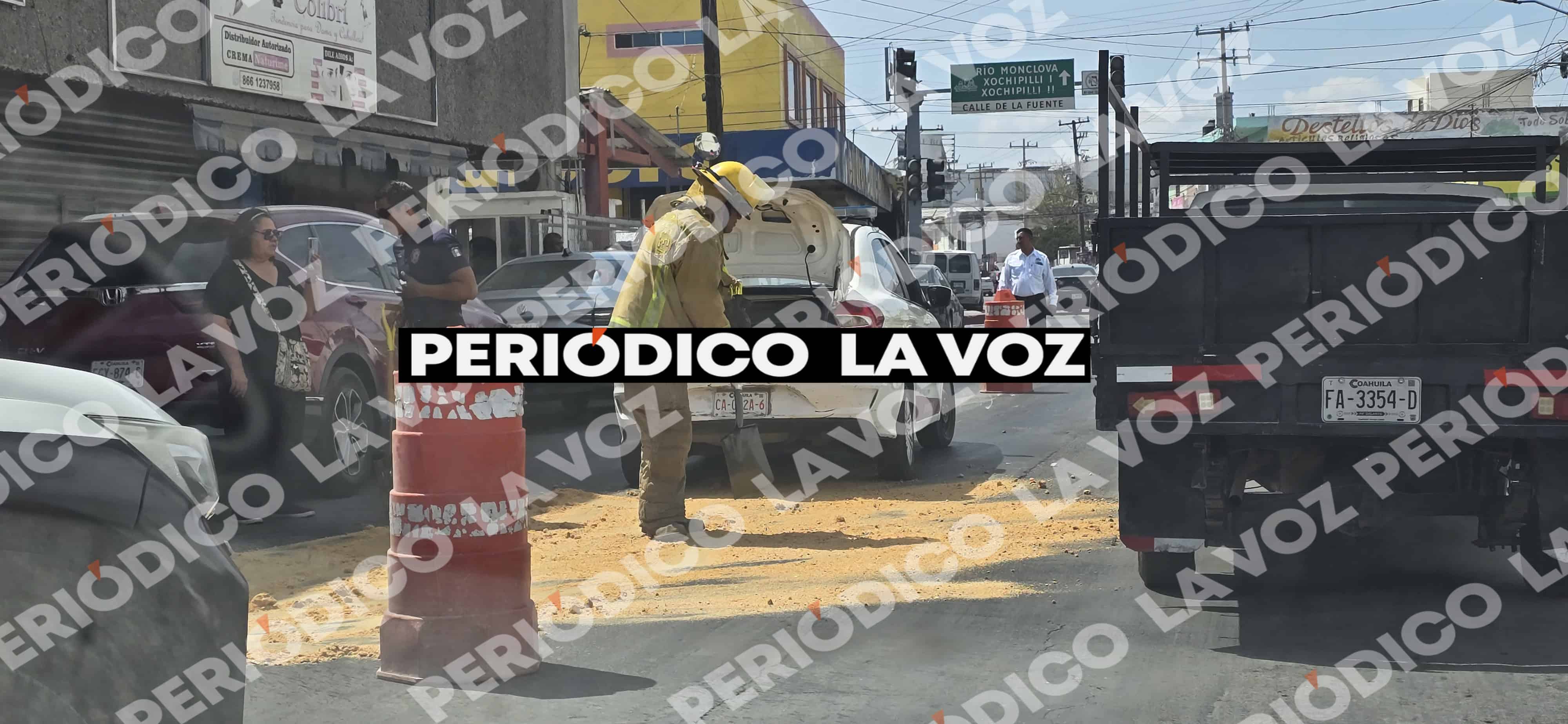 Motociclista se lesiona tras derrapar en Monclova