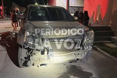 Choque múltiple en Múzquiz deja tres vehículos dañados