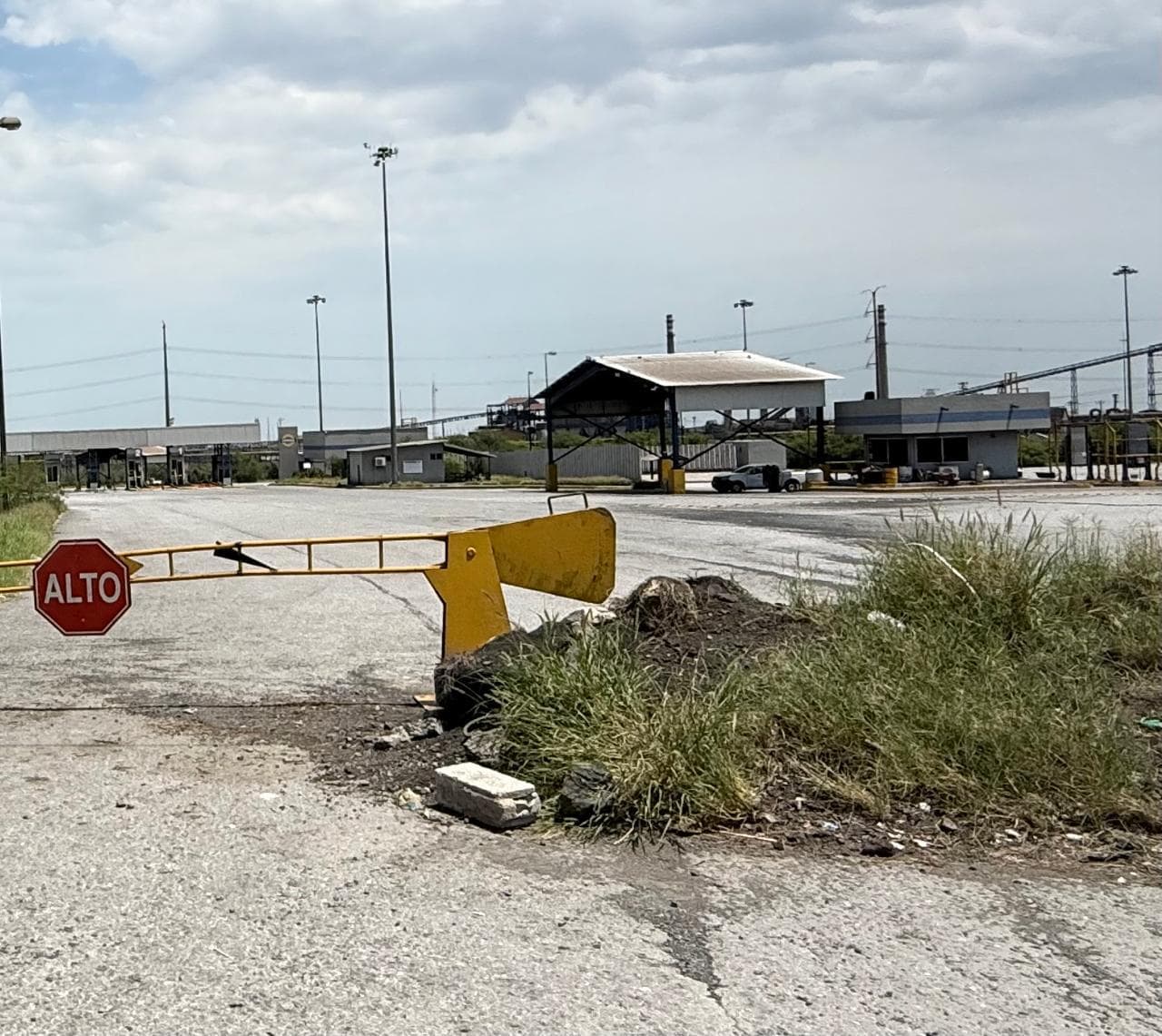 Ex obrero de AHMSA advierte sobre posible saqueo en Monclova