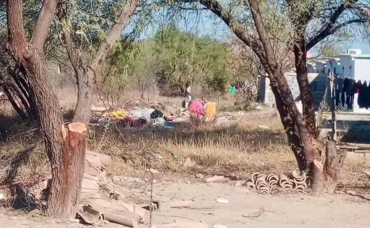 Persisten tiraderos clandestinos en Nava pese a advertencias del alcalde