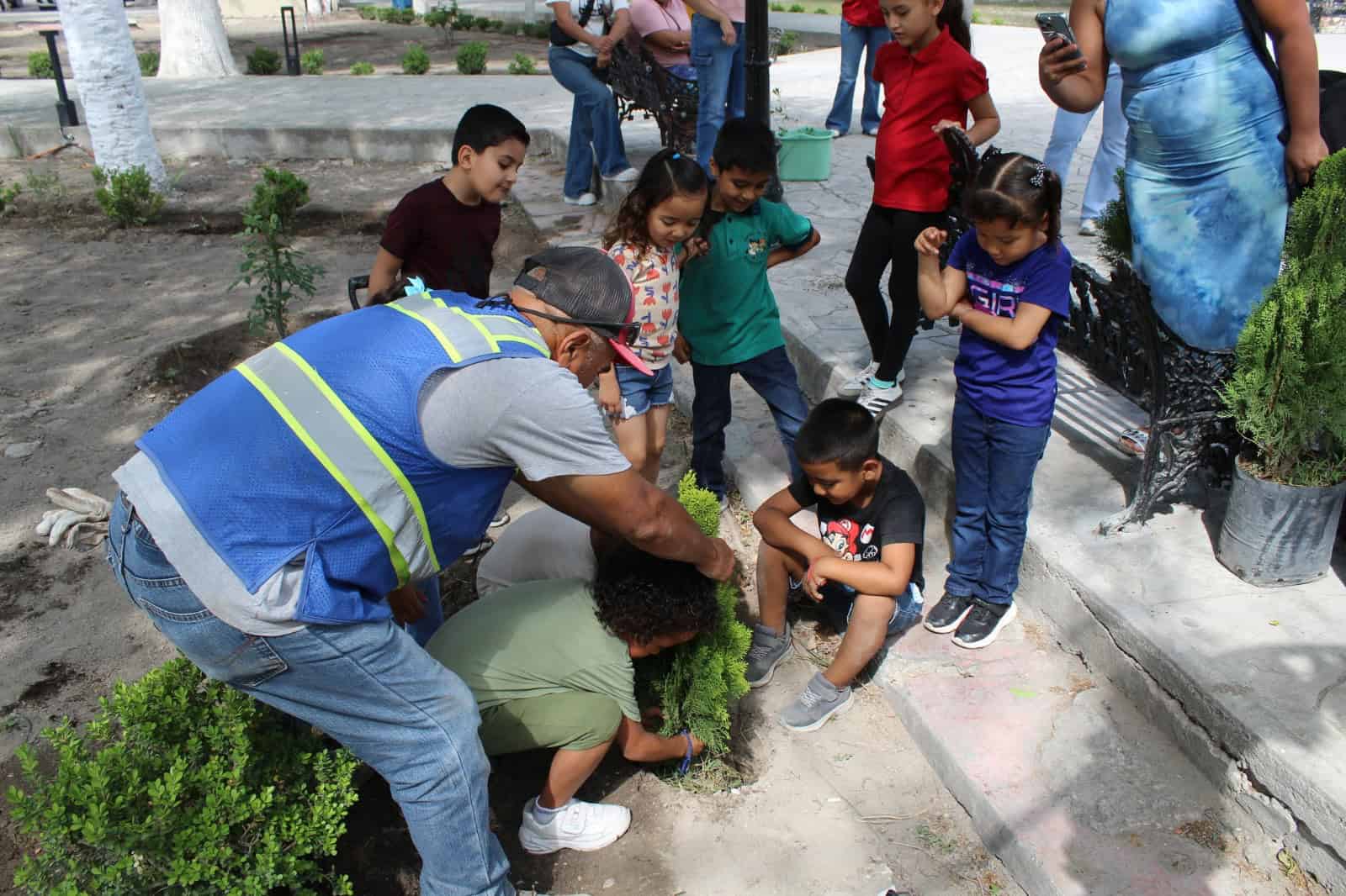 Peque&ntilde;os de Zaragoza siembran futuro con jornada de reforestaci&oacute;n