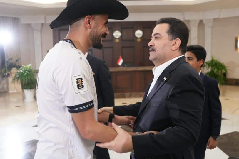 Aymen Hussein celebra clasificaci&oacute;n de Irak al Mundial en Bagdad