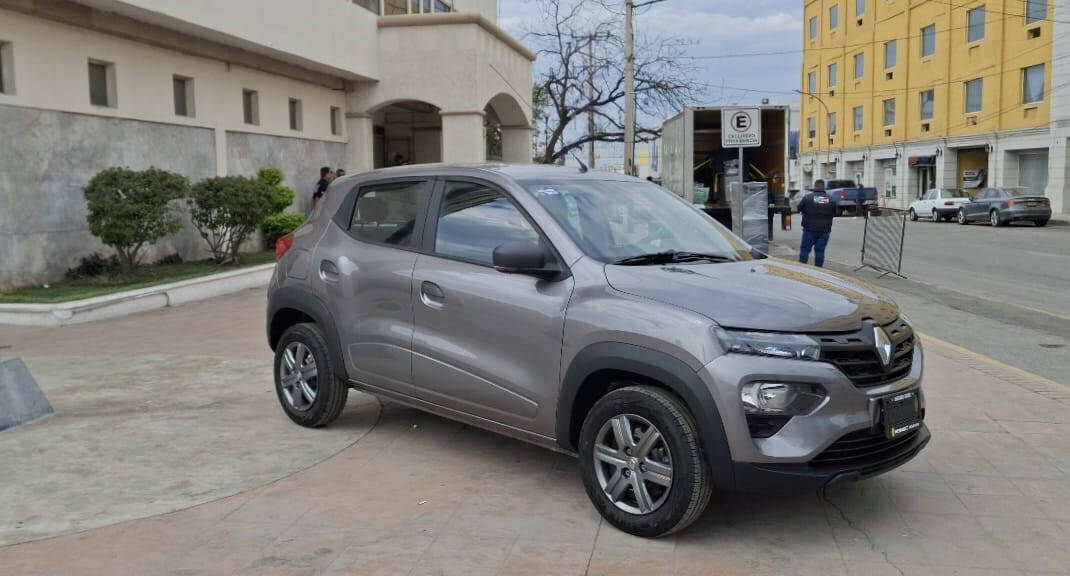 Coahuila: Amador Garza anuncia rifa de autom&oacute;vil para contribuyentes