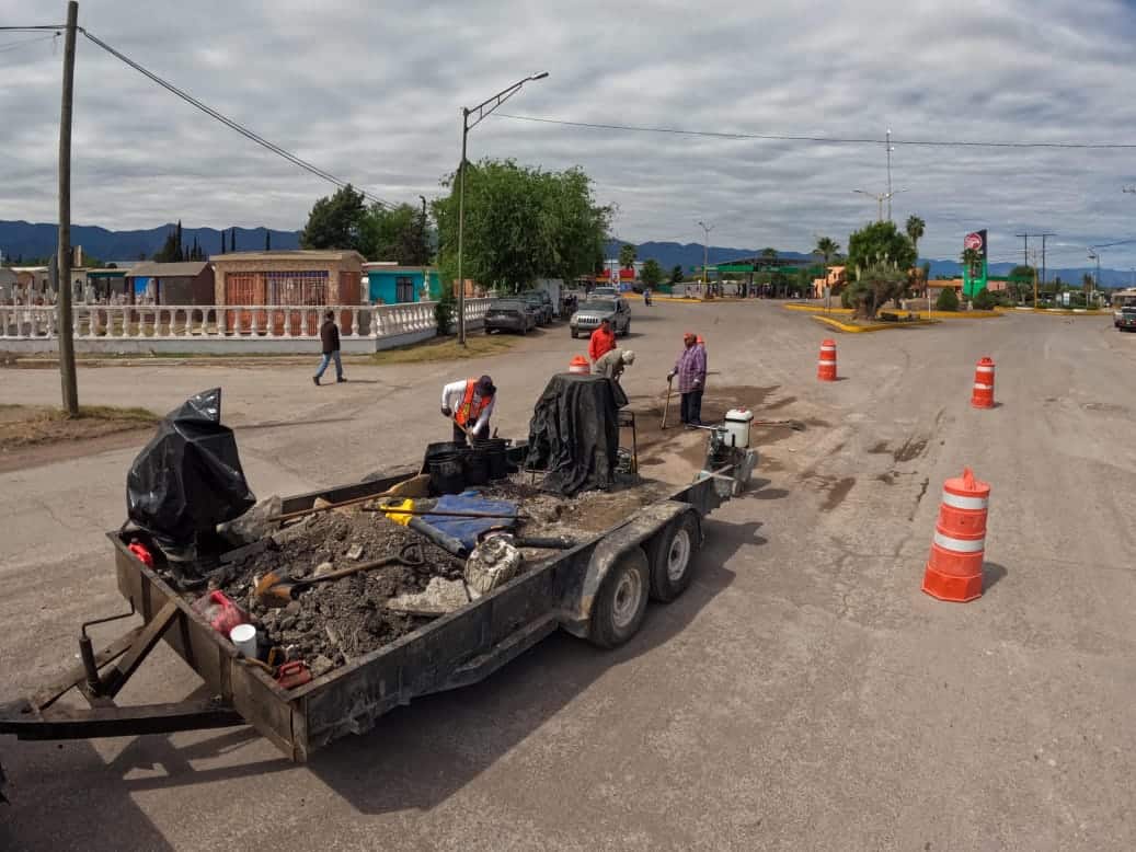 Laura Jim&eacute;nez impulsa bacheo y mantenimiento en M&uacute;zquiz