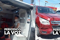 5 lesionados  le pega a camioneta por atrás