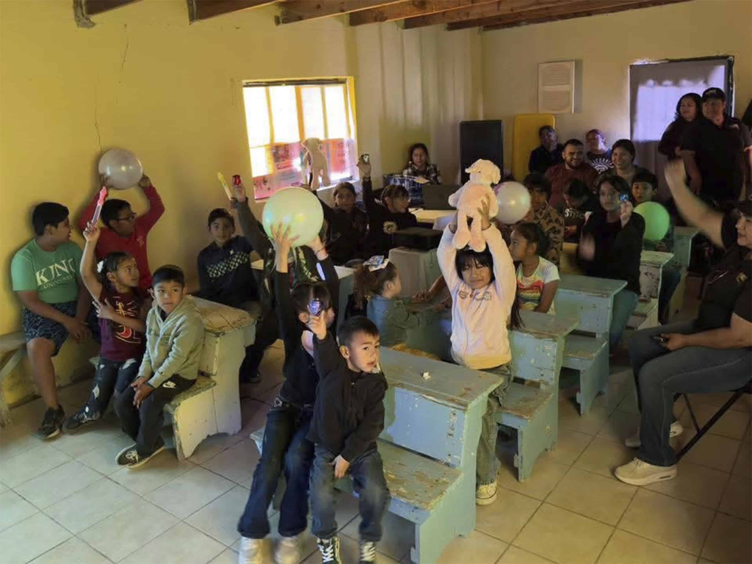 Llevan cine y convivencia familiar a ejido Los Charcos en Villa Uni&oacute;n