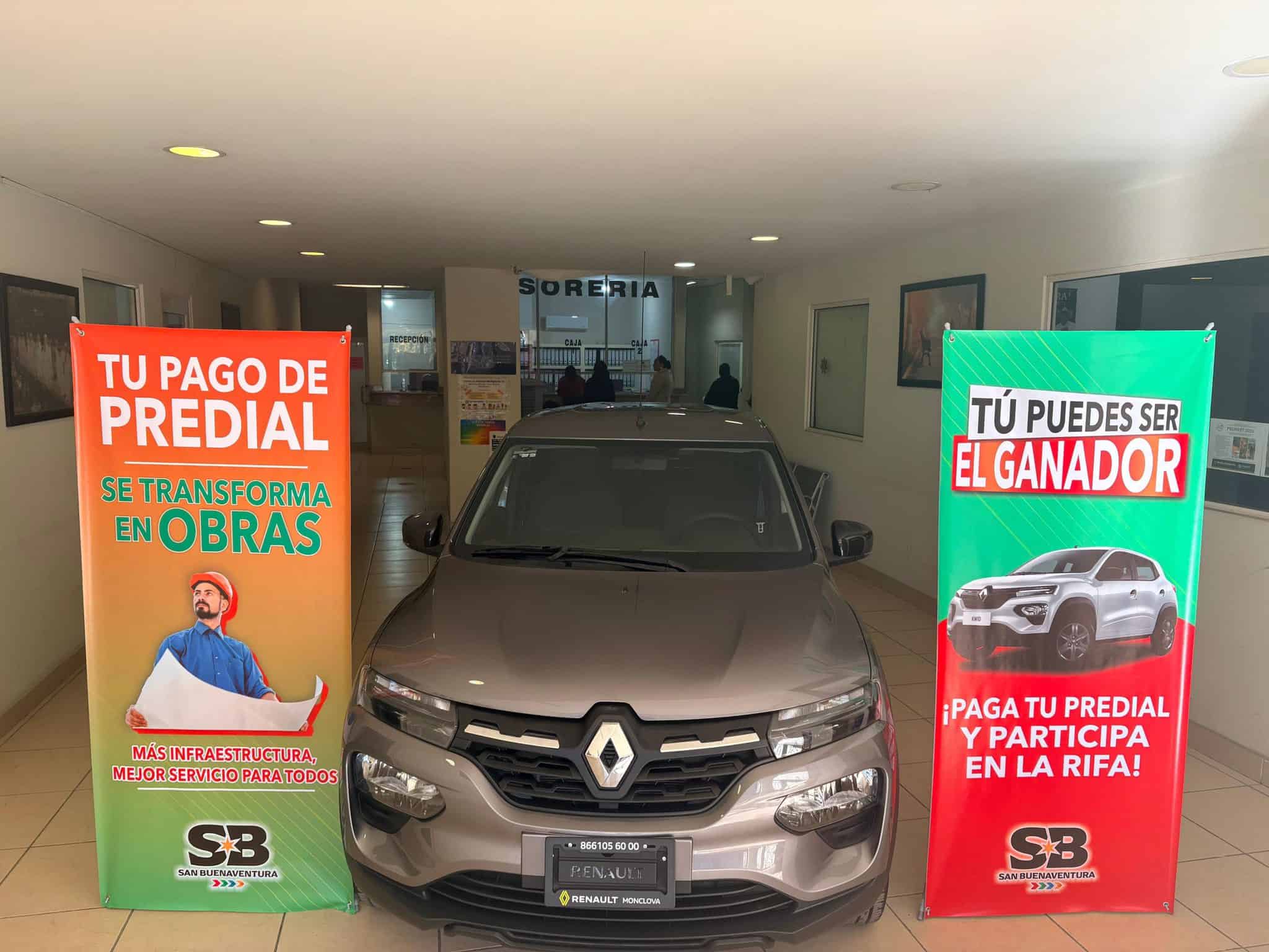 Alfonso Mart&iacute;nez gana autom&oacute;vil en rifa del predial en San Buenaventura
