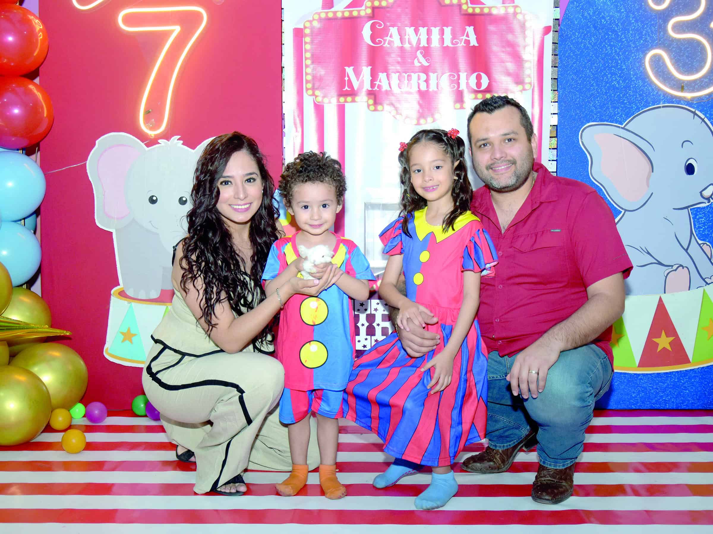 Fiesta de cumplea&ntilde;os de Camila y Mauricio Sarabia en Monclova