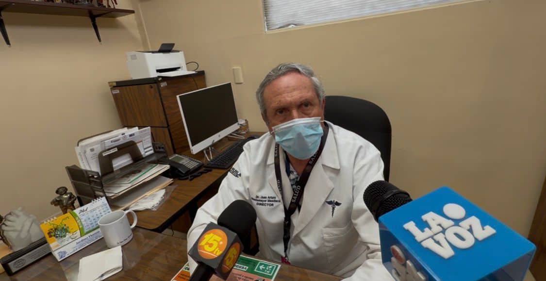 Juan Montemayor llama a evitar automedicaci&oacute;n con sueros vitaminados