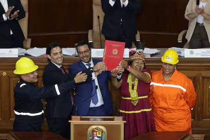 Venezuela aprueba una nueva ley para abrir la miner&iacute;a