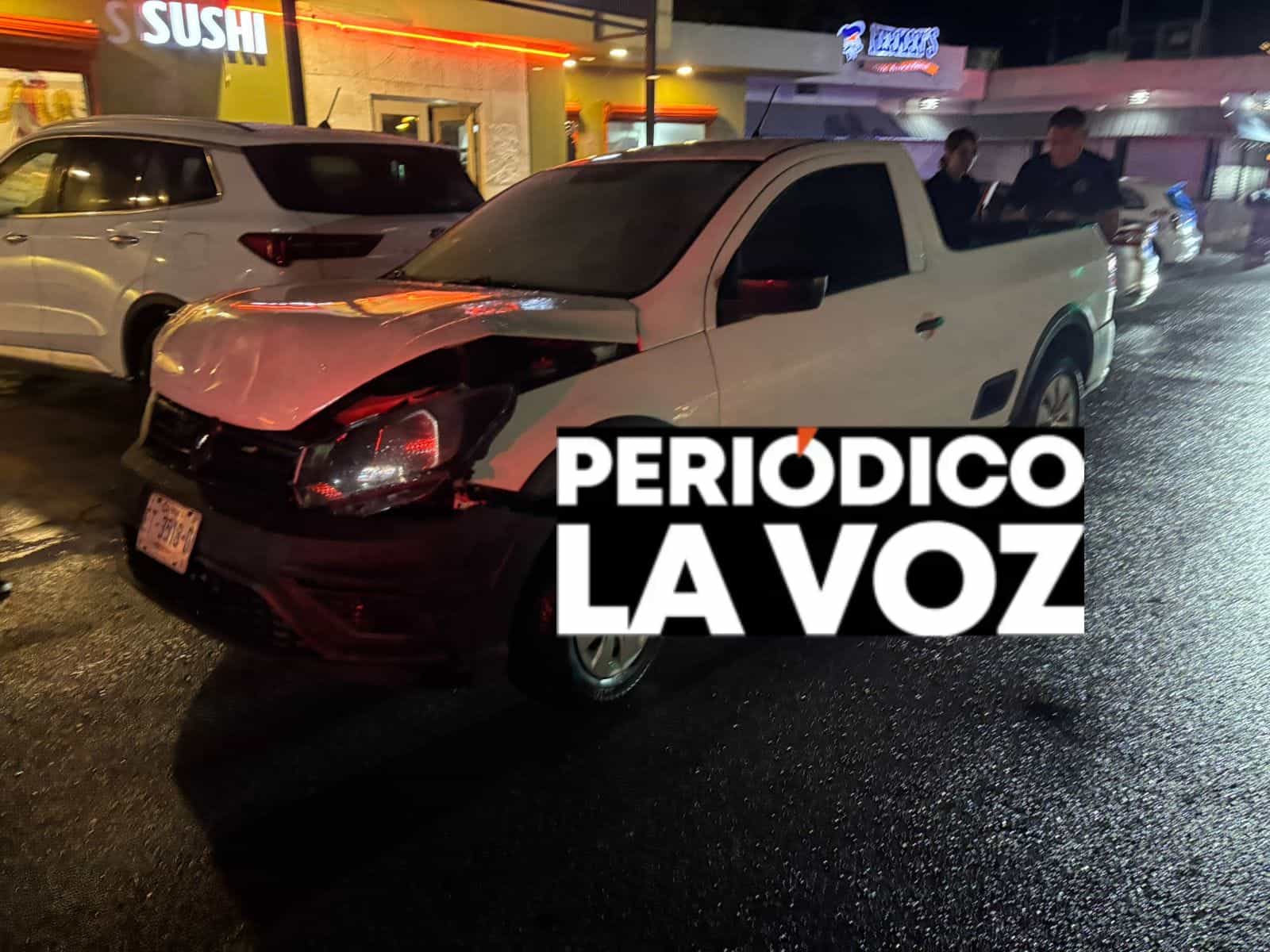 &iexcl;De reversa!  Va por la cena y choca