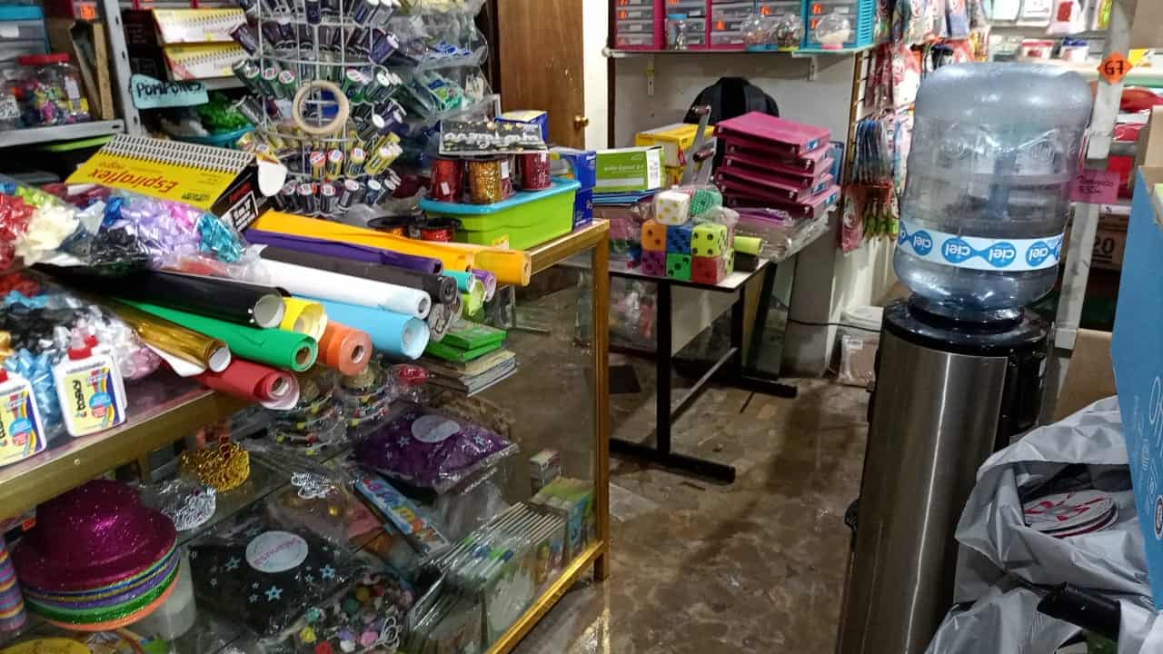 Papeler&iacute;a Pe&ntilde;a de Horeb en Monclova sufre inundaci&oacute;n y p&eacute;rdidas econ&oacute;micas
