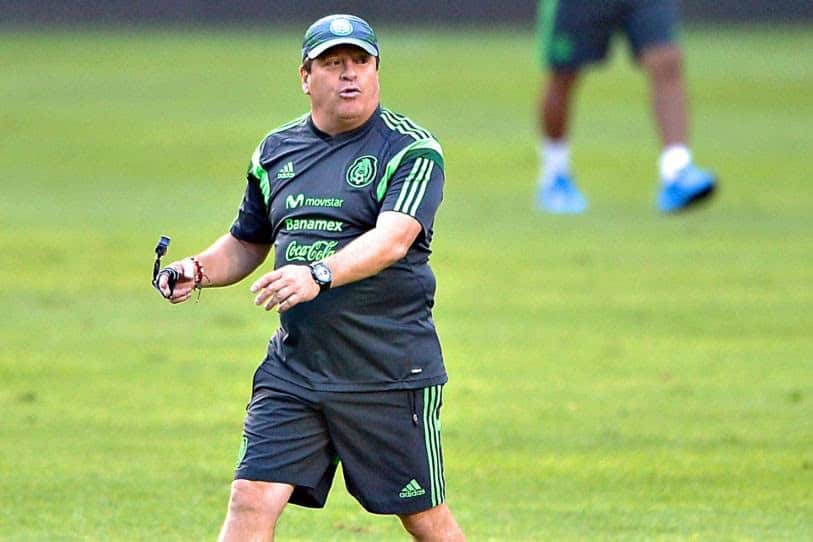 Miguel Herrera dirigir&aacute; a M&eacute;xico en partido contra Brasil en el Estadio Banorte