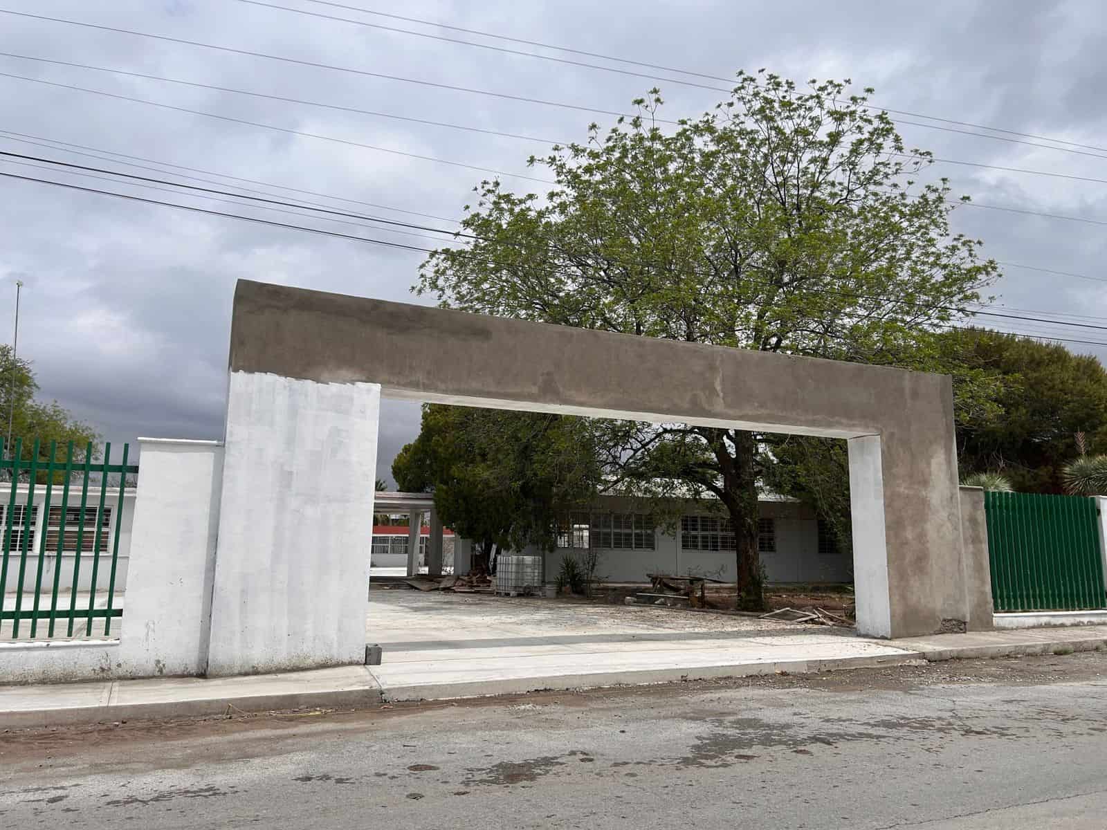 La Escuela Normal de Monclova avanza en su rehabilitaci&oacute;n: 70% de obra completada