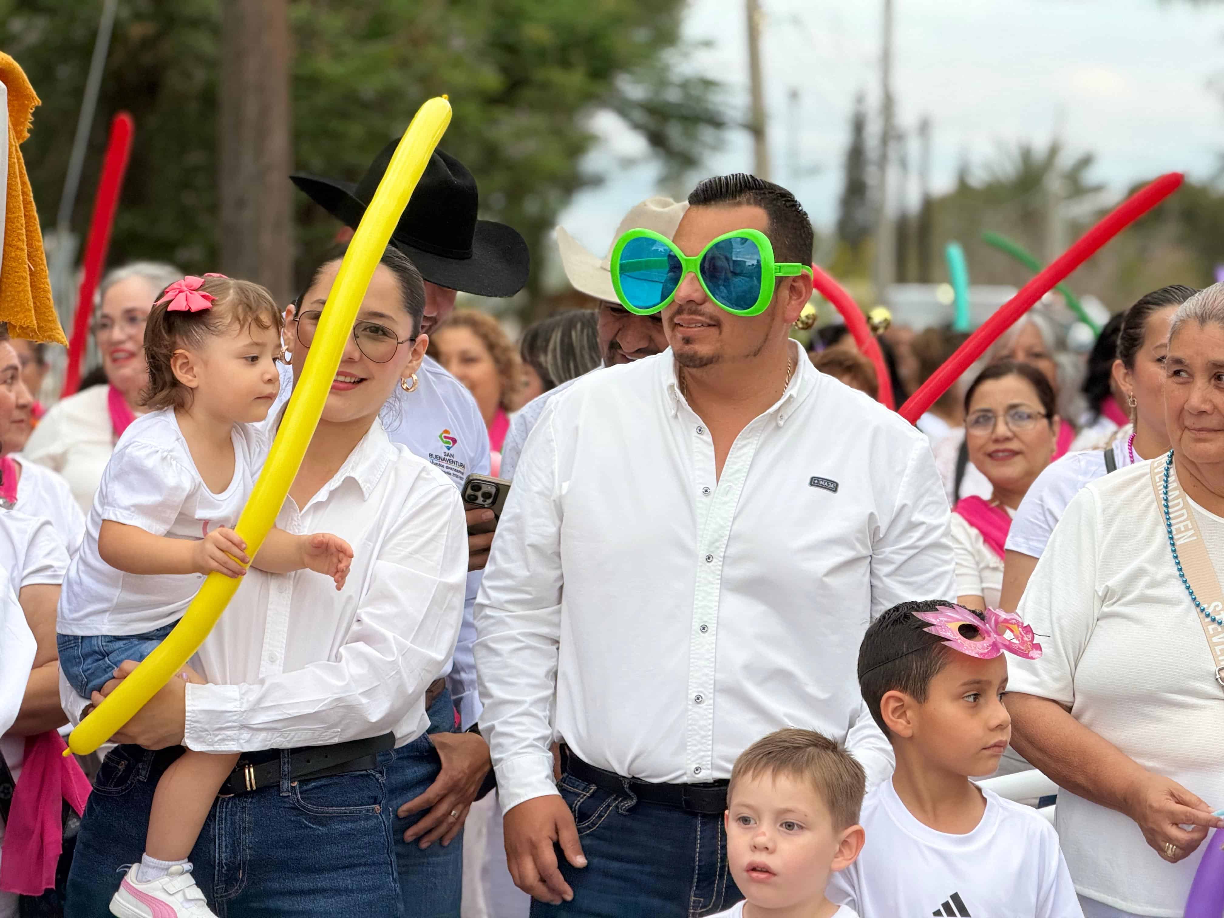 Callejoneada San Buena 2026: familias disfrutan de cultura en San Buenaventura