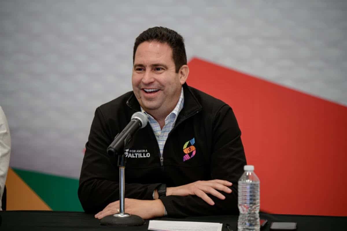 Javier D&iacute;az Gonz&aacute;lez presenta modernizaci&oacute;n vial en Saltillo: mejora la movilidad