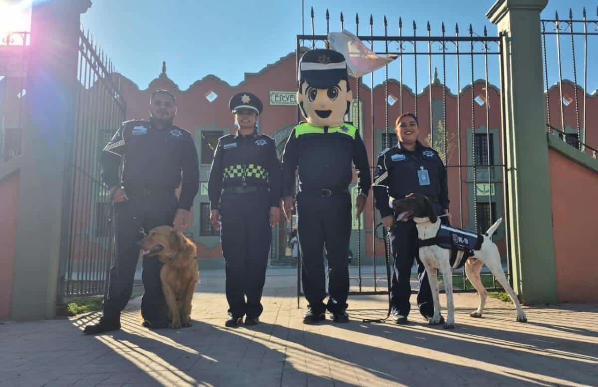 Comisar&iacute;a de Saltillo despliega operativo de seguridad en escuelas