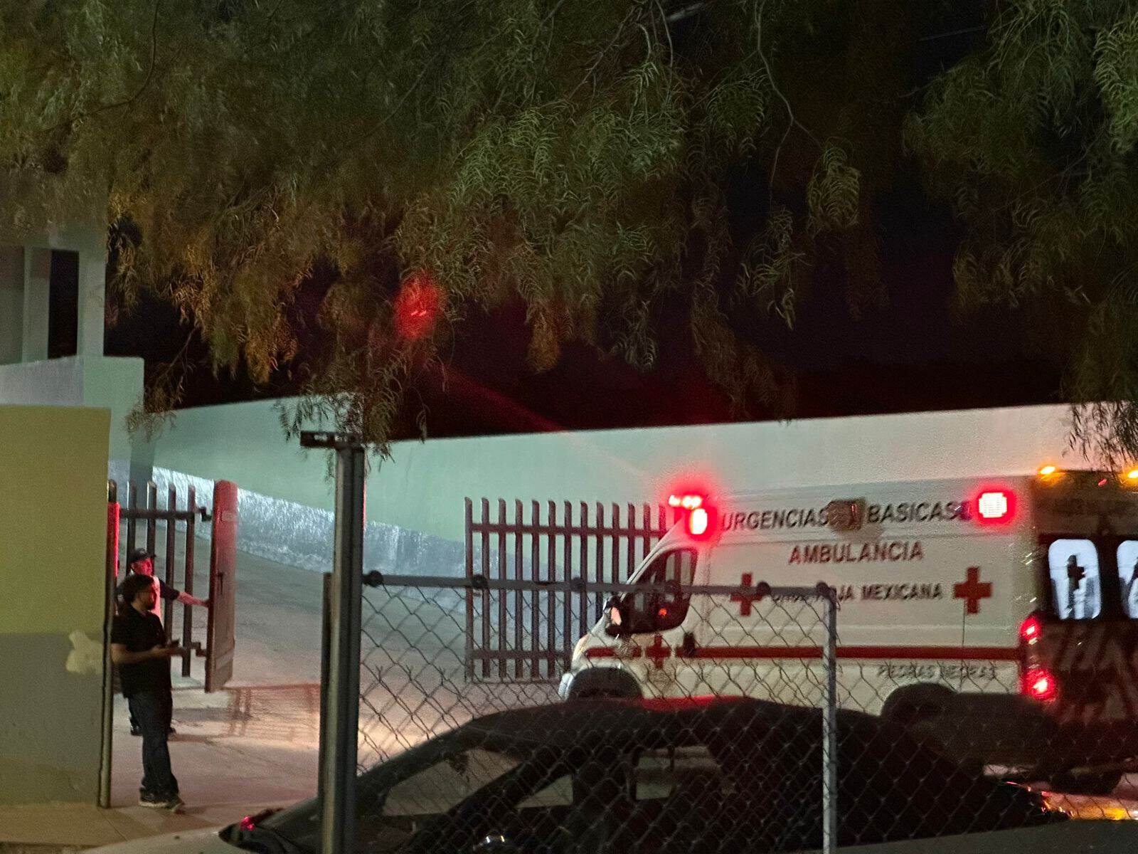 Mujer hospitalizada grave tras ingerir pastillas y alcohol en Piedras Negras