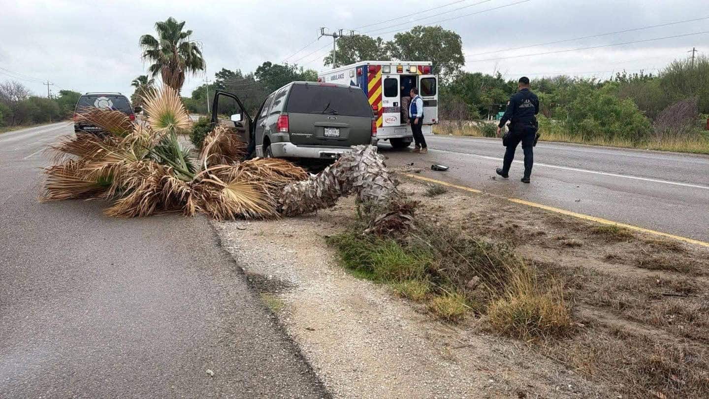 Accidente automovil&iacute;stico en Morelos-Nava moviliza cuerpos de emergencia
